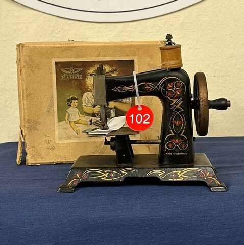 Antique Machine No 102