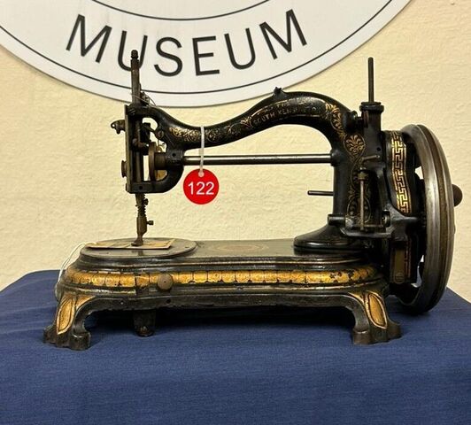 Antique Machine No 122