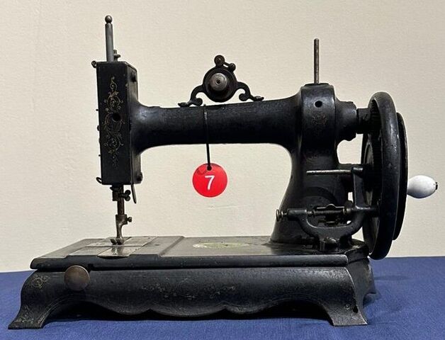 Antique Machine No 7