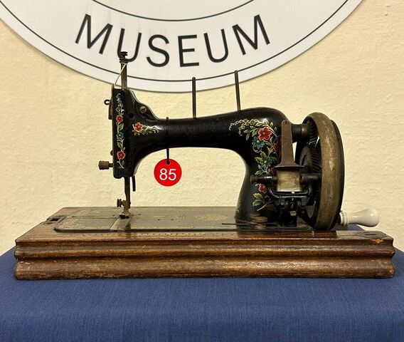 Antique Machine No 85