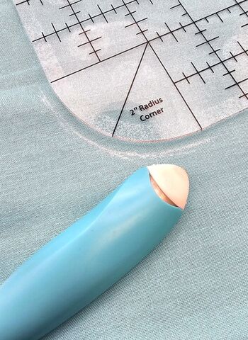 Non-Slip Multi-Size Curved Corner Cutter Ruler