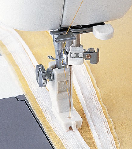 Juki Plastic Invisible Zipper Foot