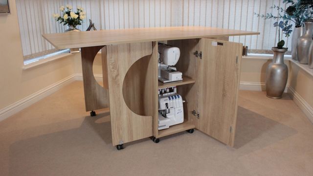 Horn Maxi Hobby Table