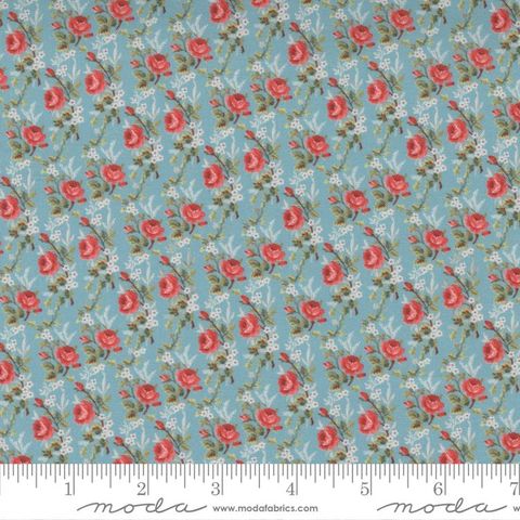 Moda | Leather & Lace Tiny Roses