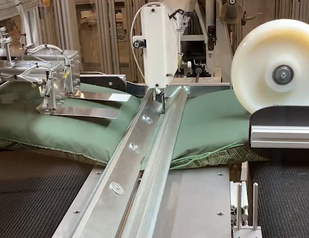 Styrteknik Crossline Cushion