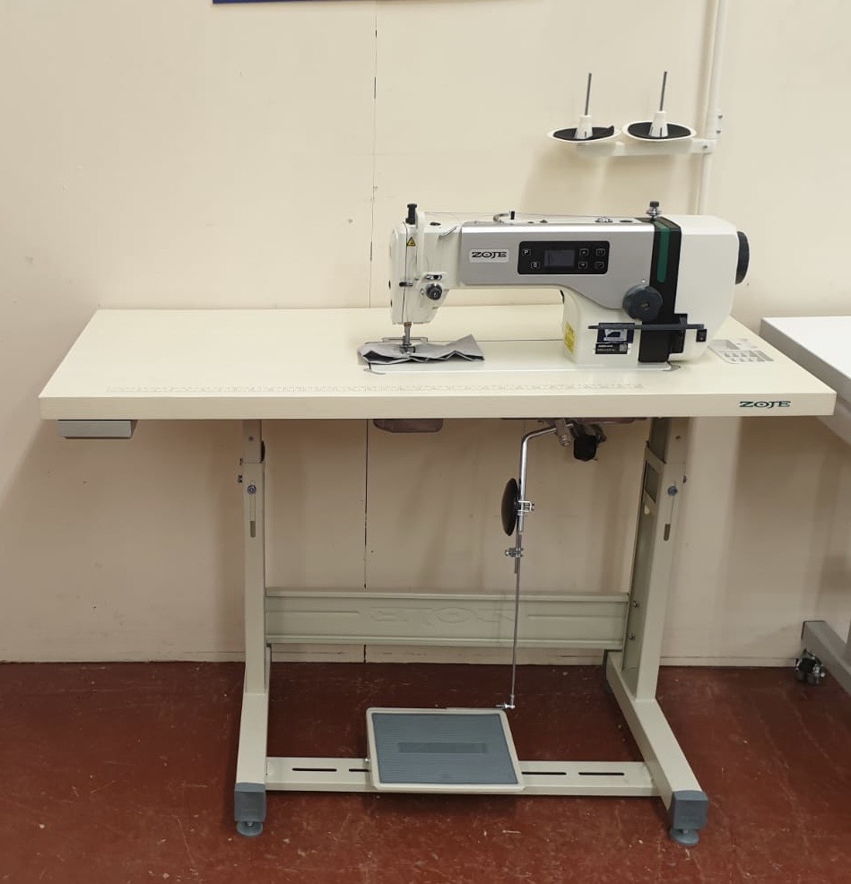 Zoje ZJA6000G lockstitch machine with economy stand and table top