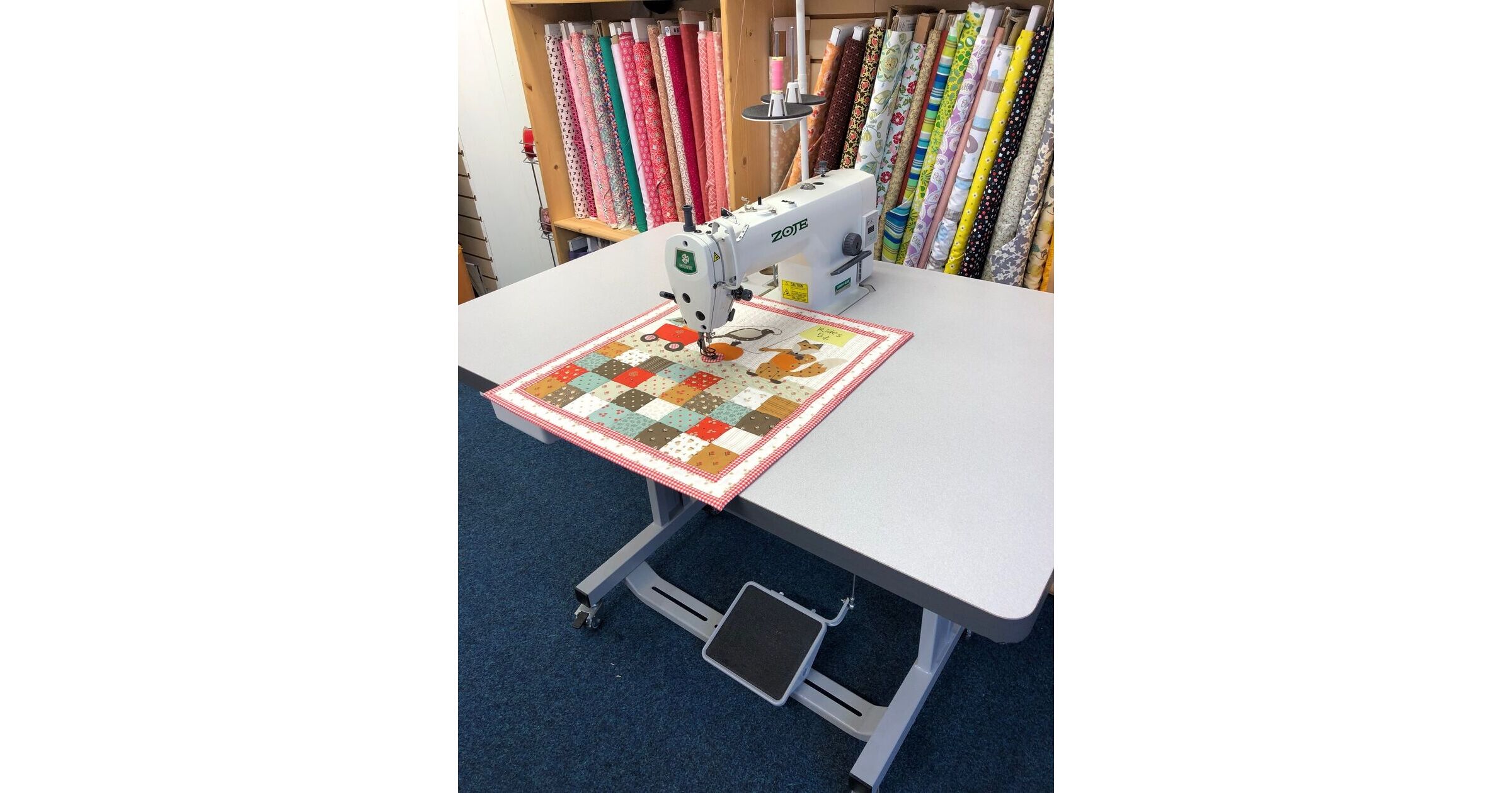 Zoje ZJ9513G 'QUILTER' industrial lockstitch machine