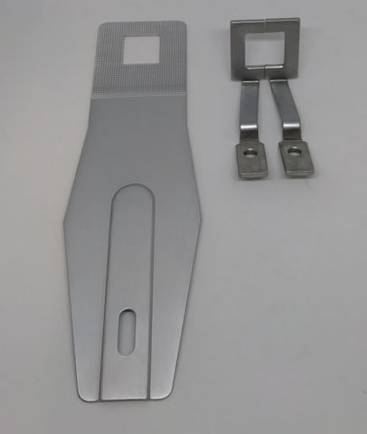 Zoje ZJ1900 Feed Plate and Clamps – 20x20mm