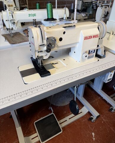 Golden Wheel CSU-4150 needle feed / walking foot Industrial Sewing Machine (Used)
